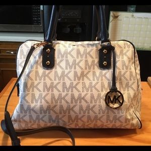 Michael Kors Vanilla & Navy Signature Satchel